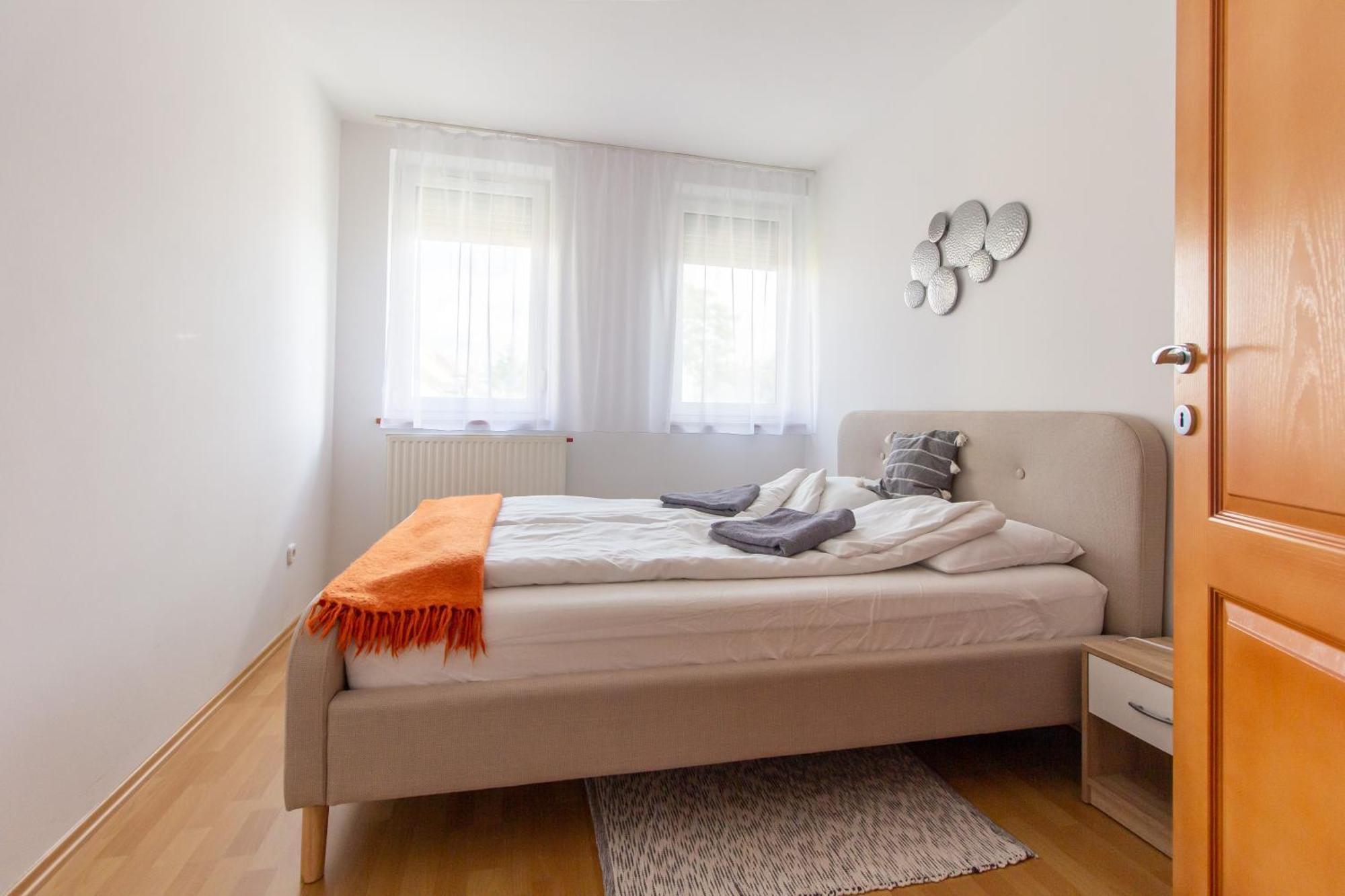 Viky'S Apartment Győr Kültér fotó